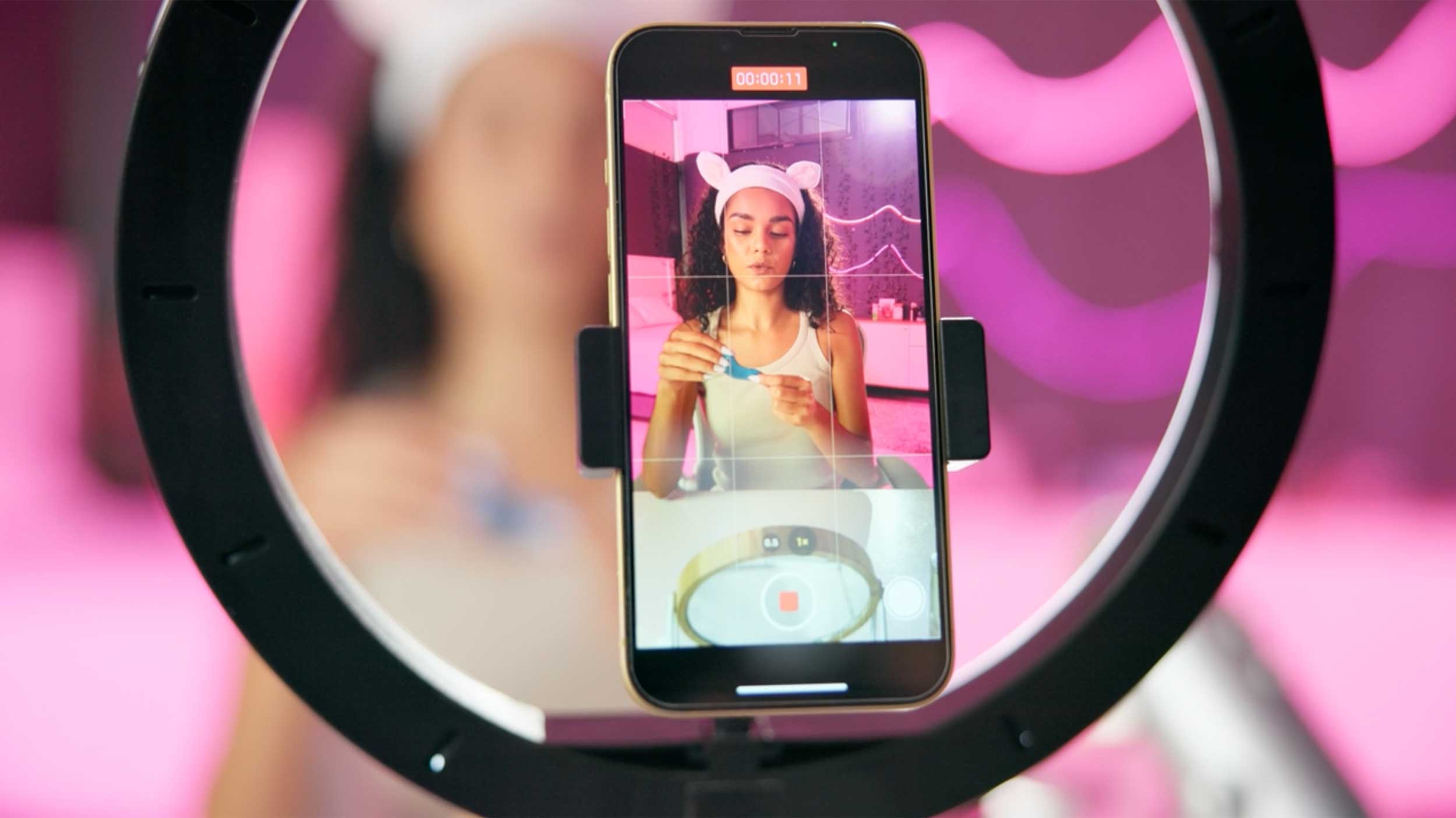 TaxBuzz Top 5 - IRS Announces New Tax Brackets, Germany Launches Massive Influencer Tax Evasion Probe & More