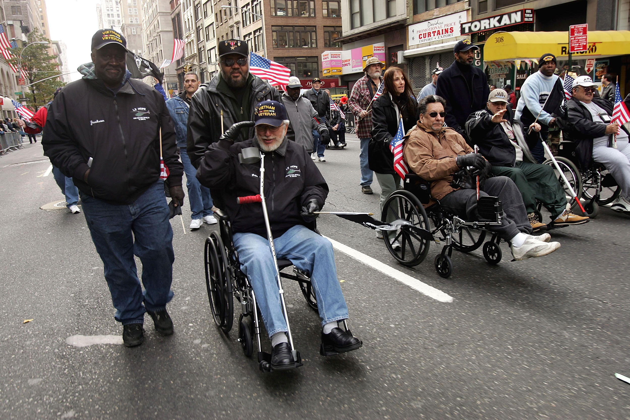 veterans-GettyImages-51730318-2500